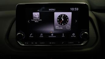 Nissan Qashqai DIG-T ACENTA PREMIUM DCT