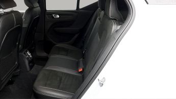 Volvo XC40 RECHARGE T5 R-DESIGN