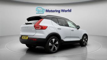 Volvo XC40 RECHARGE T5 R-DESIGN