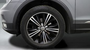 Volkswagen Tiguan SE NAV TDI BMT 4MOTION DSG