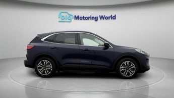 Ford Kuga TITANIUM