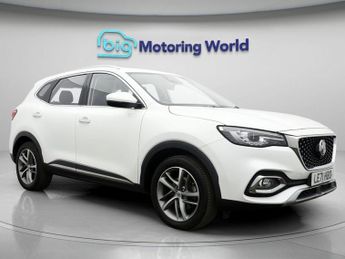 MG HS EXCLUSIVE