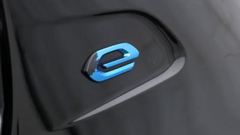Peugeot E-208 GT