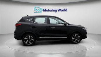 MG MG ZS SE