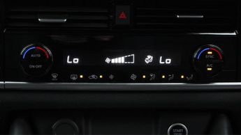 Nissan Qashqai DIG-T N-CONNECTA DCT