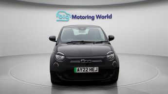 Fiat 500e ACTION