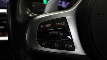 BMW 3 Series 330E M SPORT