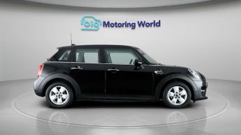 MINI Hatch COOPER