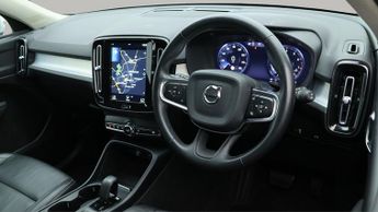 Volvo XC40 T3 MOMENTUM