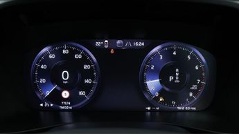 Volvo XC40 T3 MOMENTUM