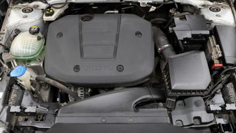 Volvo XC40 T3 MOMENTUM