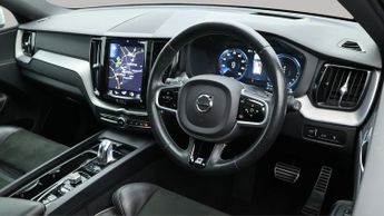 Volvo XC60 T8 TWIN ENGINE R-DESIGN AWD