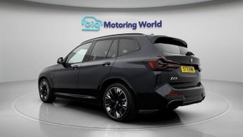BMW iX3 M SPORT PRO