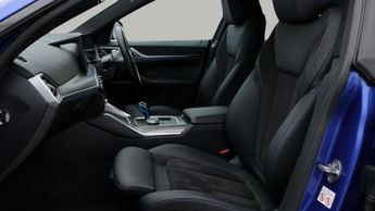 BMW i4 EDRIVE40 M SPORT