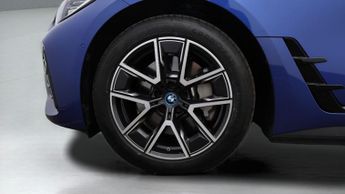 BMW i4 EDRIVE40 M SPORT