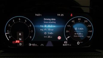 Volkswagen Golf R-LINE ETSI DSG
