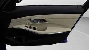 BMW 3 Series 330E M SPORT