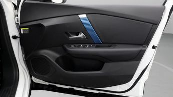 Citroen e-C4 X SHINE PLUS