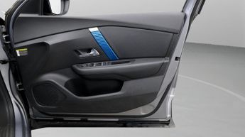 Citroen e-C4 X SHINE PLUS