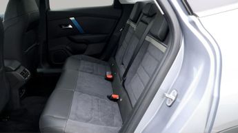 Citroen e-C4 X SHINE PLUS