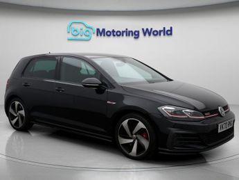 Volkswagen Golf GTI PERFORMANCE TSI DSG