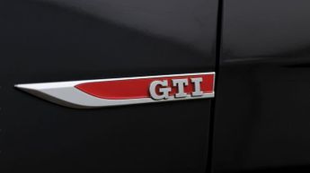 Volkswagen Golf GTI PERFORMANCE TSI DSG