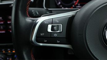 Volkswagen Golf GTI PERFORMANCE TSI DSG