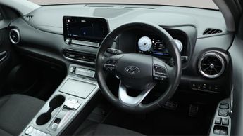 Hyundai KONA PREMIUM