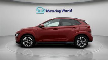 Hyundai KONA PREMIUM