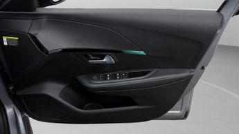 Peugeot E-208 ALLURE PREMIUM