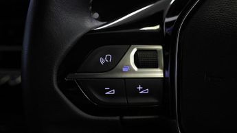 Peugeot E-208 ALLURE PREMIUM