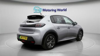Peugeot E-208 ALLURE PREMIUM