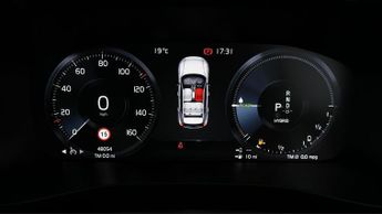 Volvo XC40 RECHARGE T5 R-DESIGN