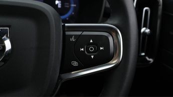 Volvo C40 RECHARGE PRO TWIN AWD