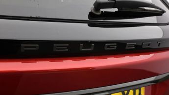 Peugeot 2008 PURETECH EAT8 S/S GT