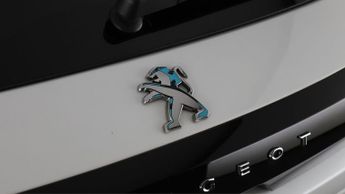 Peugeot E-208 GT PREMIUM
