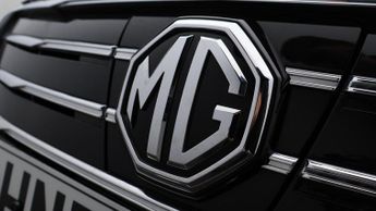 MG MG5 EXCLUSIVE