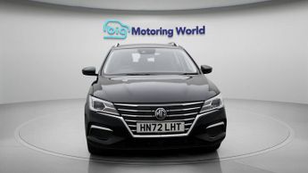 MG MG5 EXCLUSIVE