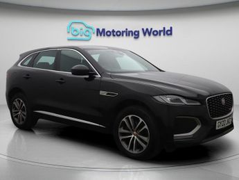 Jaguar F-Pace R-DYNAMIC SE
