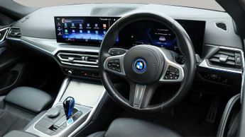 BMW i4 EDRIVE40 M SPORT