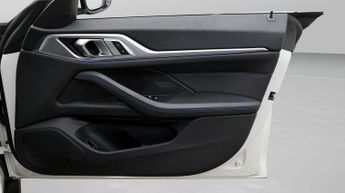BMW i4 EDRIVE40 M SPORT