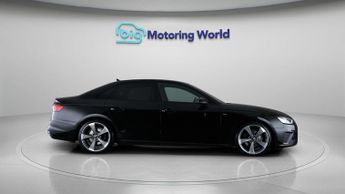 Audi A4 TDI S LINE BLACK EDITION