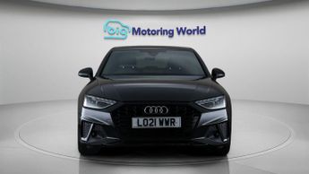 Audi A4 TDI S LINE BLACK EDITION