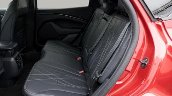 Ford Mustang Mach-E BASE