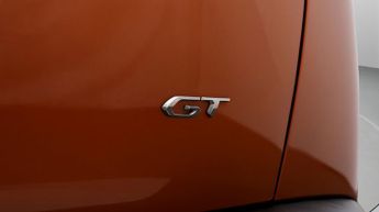 Peugeot E-2008 GT