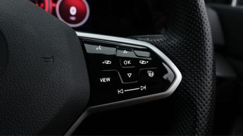 Volkswagen Golf GTI TSI DSG