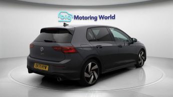 Volkswagen Golf GTI TSI DSG