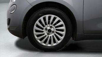 Fiat 500e ACTION