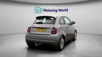 Fiat 500e ACTION