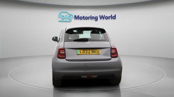 Fiat 500e ACTION
